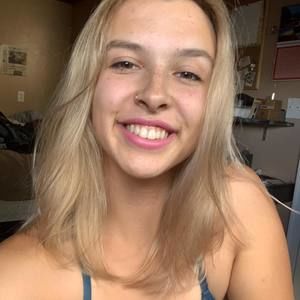 Meet your Posher, Whitney